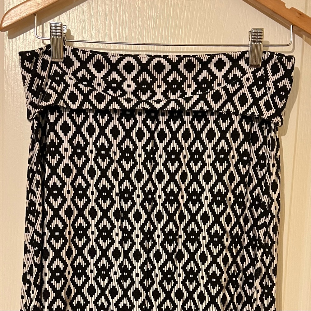 Black and White print Maxi Skirt - Picture 5 of 6